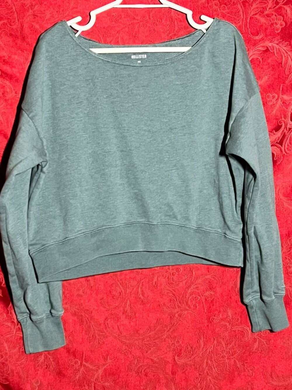 Hollister Green Long Sleeve Off The Shoulder Cropped Sweatshirt Size XS